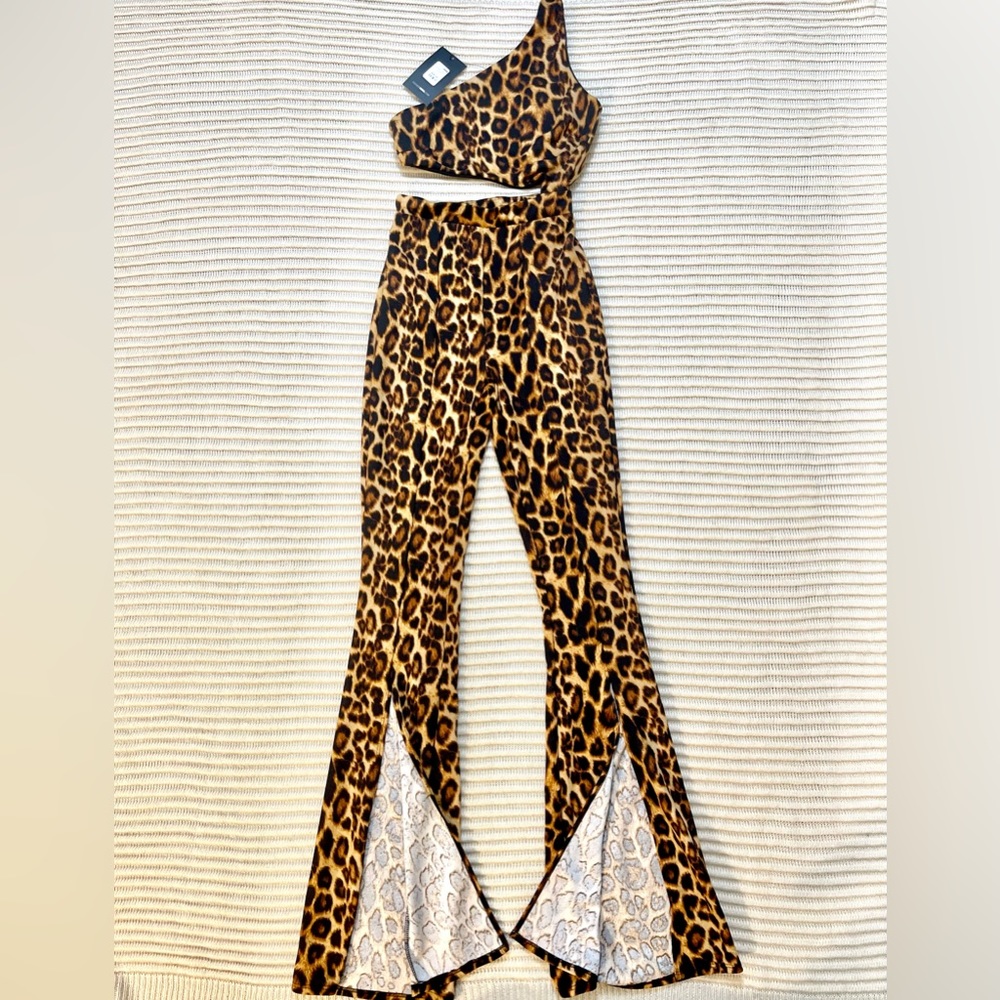 Leopard Print One Shoulder Jumpsuit